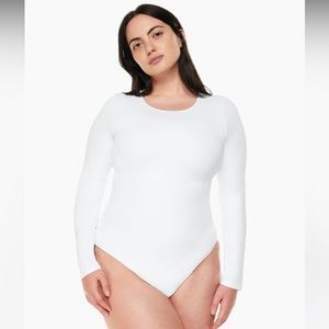 Aritzia Babaton Contour bodysuit